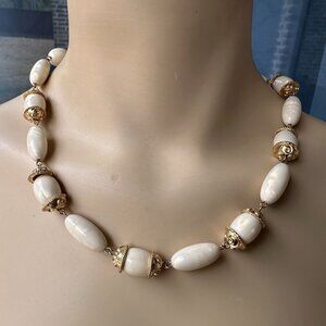 Trifari TM Fashion Necklace Beads White Faux‎ Marble Gold Tone Cap 18" Long